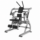 Apollon Fitness Abdominal Crunch Machine – profesionalna plate-loaded sprava za trbušnjake sa tapaciranim osloncima i rukohvatima za kontrolisani abdominal crunch pokret.
